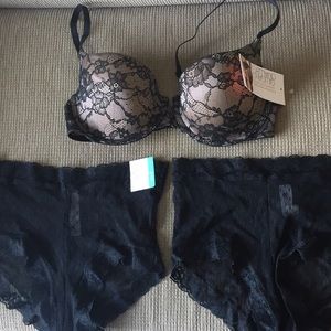 Gilligan & O’Malley Bra and Panty Set